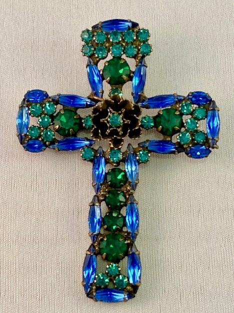 UNS4 large  blue rhinestone cross pendant/brooch
